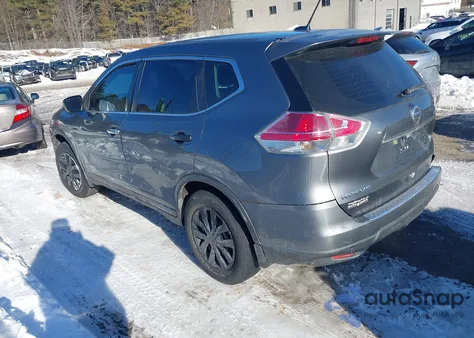 2015 Nissan Rogue S z USA, uszkodzony, nr VIN KNMAT2MV1FP547453